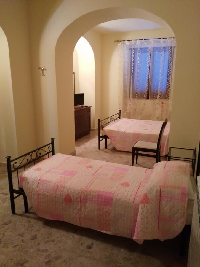 Villa RosaMaria San Chirico Raparo Bagian luar foto